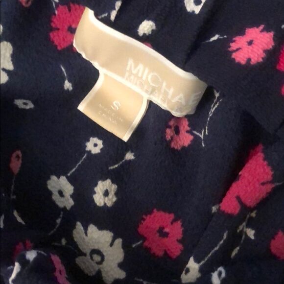 🌺Michael Kors off the Shoulder Top - Picture 6 of 6